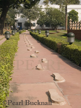 National Gandhi Museum opposite Rajghat with 
footprints marking Gandhis last walk to the prayer 
ground where he was assassinated in 1948.  Old Delhi 
India Asia 

