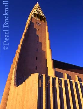 HALLGRIMSKIRKJA in LATE EVENING LIGHT, Reykjavik, 
Iceland
